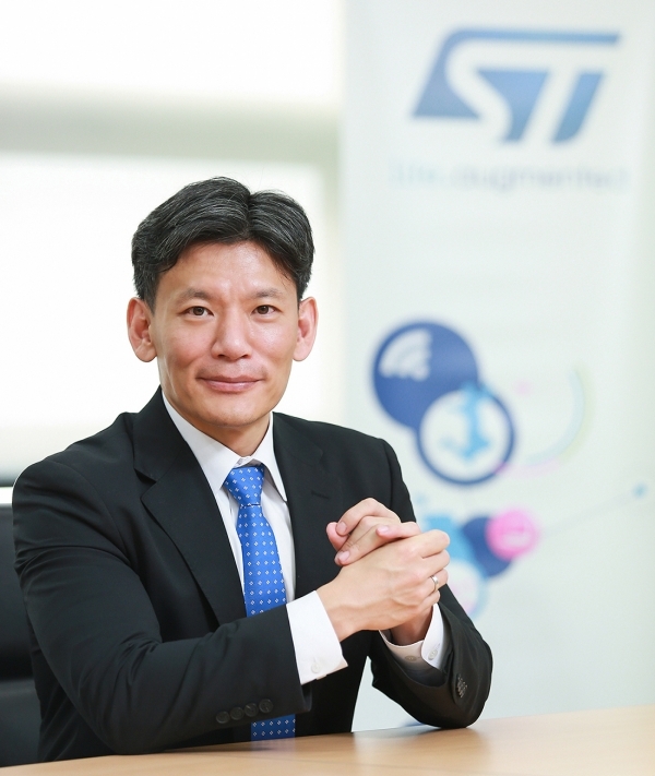 Joon-Sik Park, STMicroelectronics Korea Regional Director.