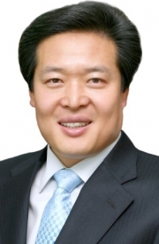 Lee Jae-hwan, chairman of Toptec.